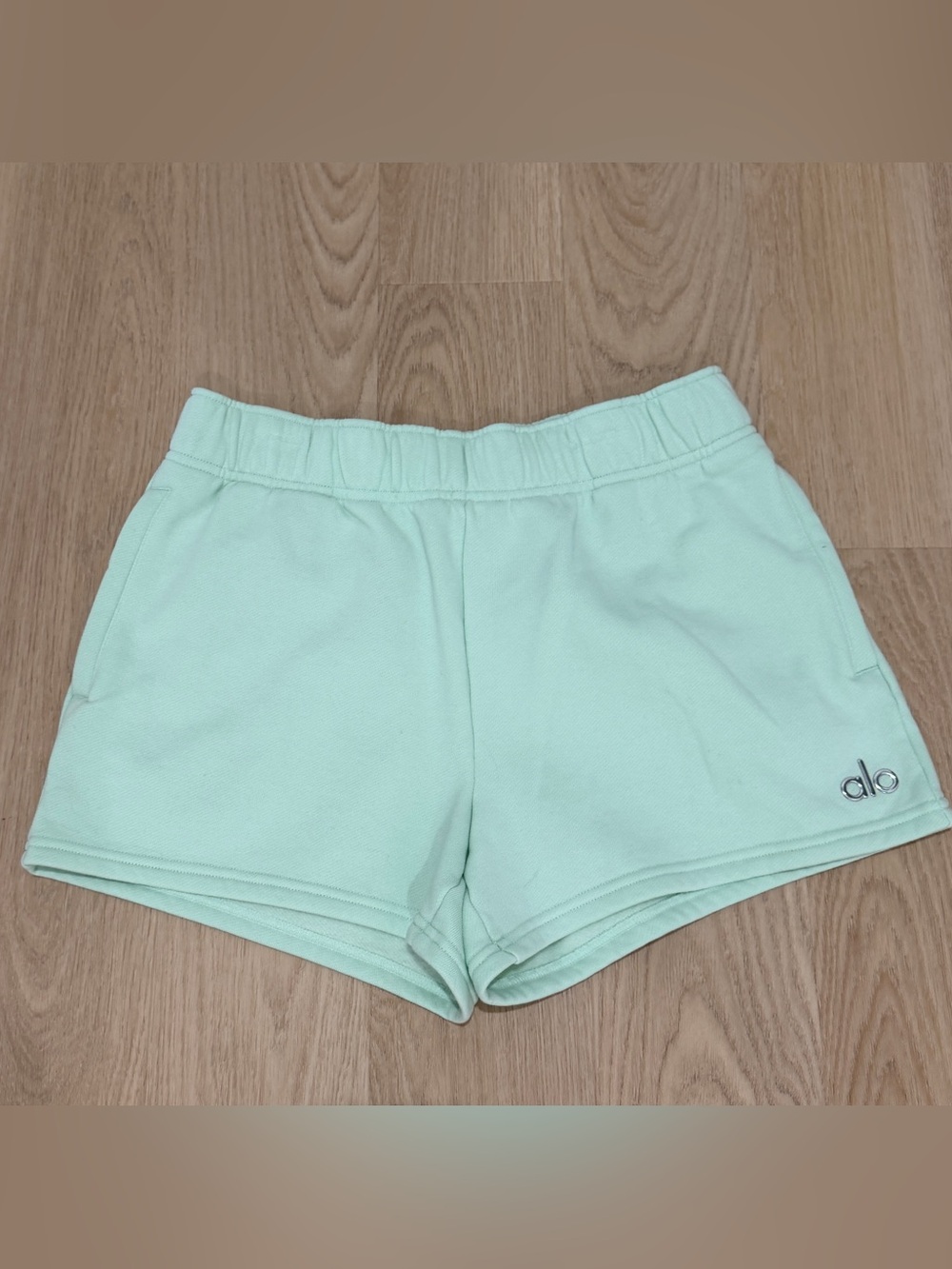 ALO Yoga Women’s Accolade Mint Athletic Shorts